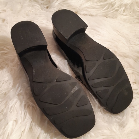 Etienne Aigner Shiny Patent Leather Loafers - Picture 5 of 7